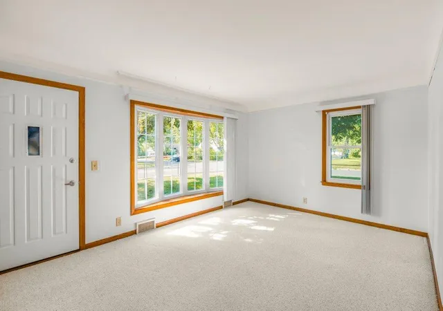 Photo 3 of Single family home for sale at 8101 2nd Avenue S, Minneapolis, MN 55420 | MLS# 7127811 | Listing updated on 2026-10-03