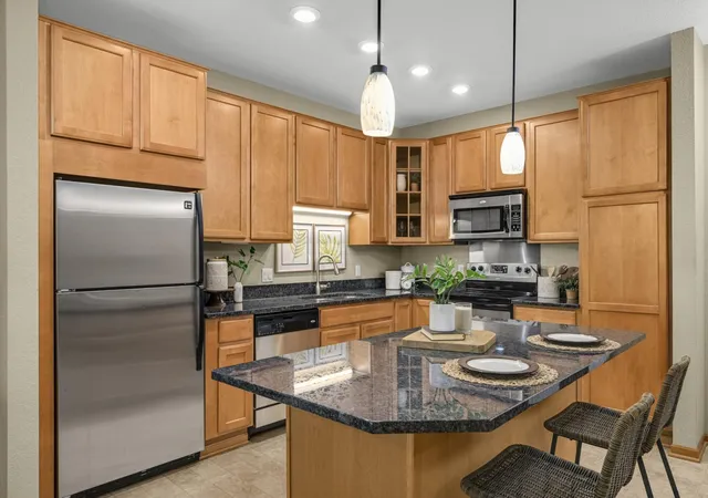 Photo 3 of Condo for sale at 7100 Metro Blvd #417, Minneapolis, MN 55439 | MLS# 7127815 | Listing updated on 2026-10-09
