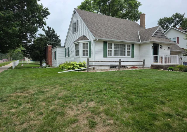 Photo 2 of Single family home for sale at 413 Oscar Ave N, Canby, MN 56220 | MLS# 7127844 | Listing updated on 2026-09-02