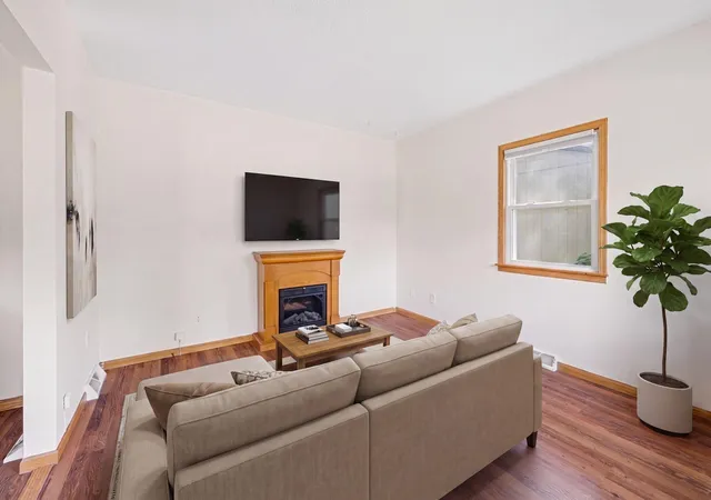 Photo 3 of Single family home for sale at 1331 4th Street E, Saint Paul, MN 55106 | MLS# 7127852 | Listing updated on 2026-10-12