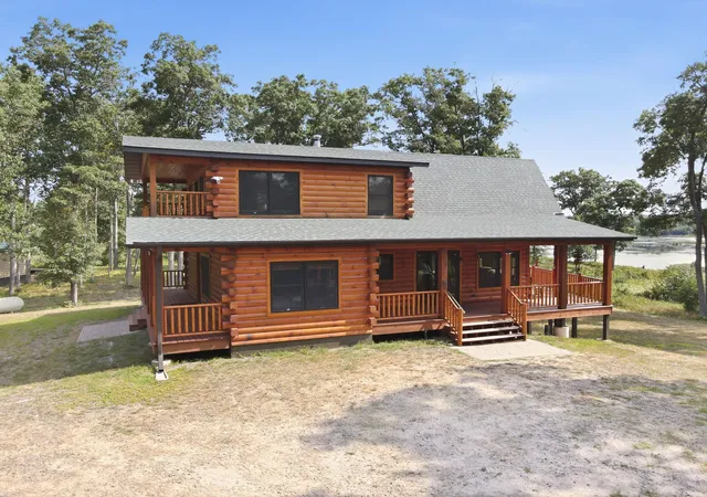 Photo 3 of Single family home for sale at 29917 N Bay Dr, Danbury, WI 54830 | MLS# 7127855 | Listing updated on 2026-08-17