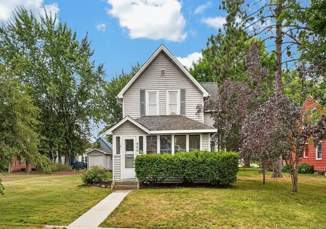1st image of 900 2nd Ave Sw, Pine City, MN 55063 | MLS# 7127864