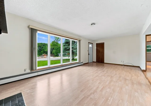 Photo 4 of Single family home for sale at 1207 N Mckay Ave NE, Alexandria, MN 56308 | MLS# 7127869 | Listing updated on 2026-10-06