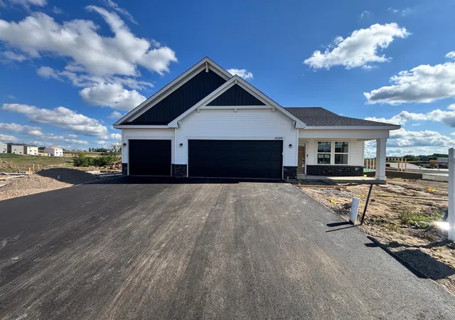 1st image of 4109 Ramsay Wy, Waconia, MN 55387 | MLS# 7127892