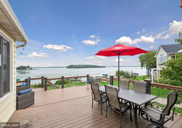 Photo 2 of Single family home for sale at 300 W Lake St, Waconia, MN 55387 | MLS# 7127906 | Listing updated on 2026-10-01