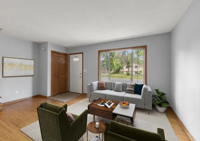 Photo 3 of Single family home for sale at 3684 Prairie Rd, Saint Paul, MN 55110 | MLS# 7127914 | Listing updated on 2026-10-28