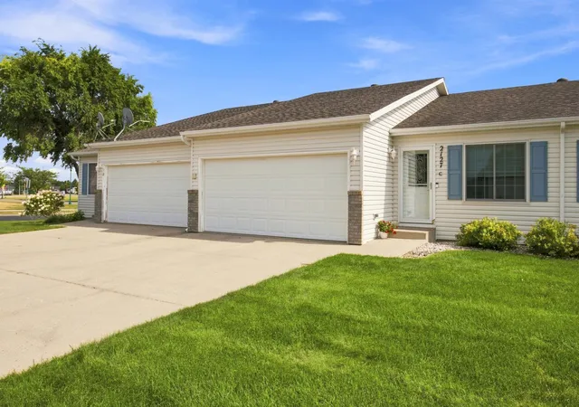 2nd image of 2127 58th Ave S #C, Fargo, ND 58104 | MLS# 7127917