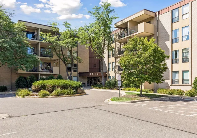 1st image of 6710 Vernon Ave S #410, Minneapolis, MN 55436 | MLS# 7127923