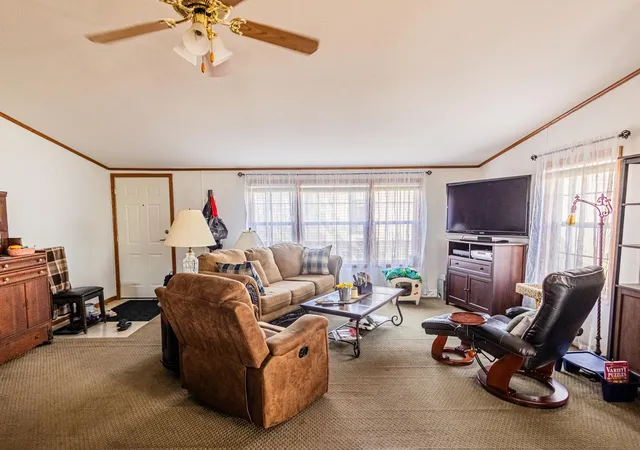 Photo 3 of Sale Pending at 1390 Birchview Dr, Saint Paul, MN 55119 | MLS# 7127928 | Listing updated on 2026-09-12