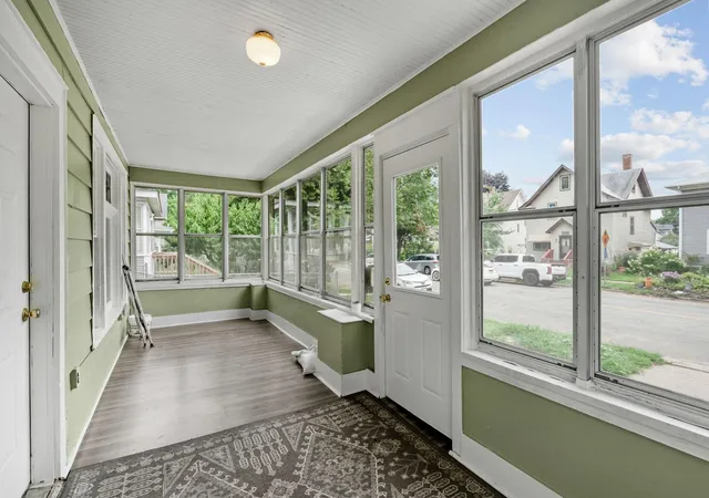 Photo 2 of Single family home for sale at 779 Thomas Ave, Saint Paul, MN 55104 | MLS# 7127931 | Listing updated on 2026-08-17