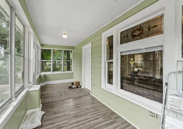 Photo 3 of Single family home for sale at 779 Thomas Ave, Saint Paul, MN 55104 | MLS# 7127931 | Listing updated on 2026-08-17
