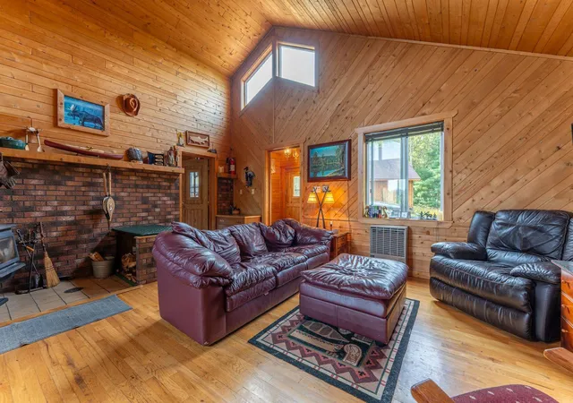 Photo 3 of Single family home for sale at 953 Kelly Trl, Isabella, MN 55607 | MLS# 7127948 | Listing updated on 2026-08-18