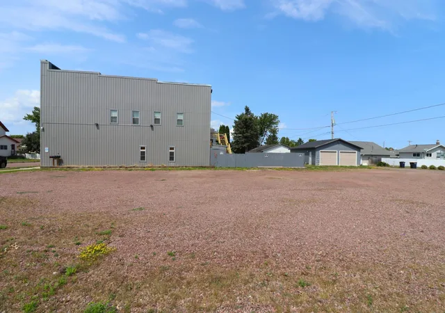 Listing Photo 4 - Condo for sale in building located at 116 14th Ave E, Ashland, WI 54806