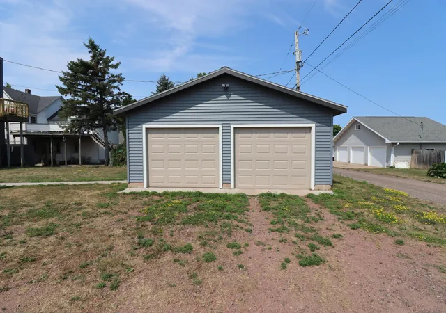 Listing Photo 2 - Condo for sale in building located at 116 14th Ave E, Ashland, WI 54806 - Unit #