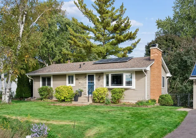 Photo 1 of Single family home for sale at 7611 Kiowa Ave, Chanhassen, MN 55317 | MLS# 7127968 | Listing updated on 2026-10-08