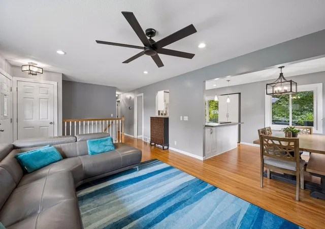 Photo 4 of Single family home for sale at 7611 Kiowa Ave, Chanhassen, MN 55317 | MLS# 7127968 | Listing updated on 2026-10-08