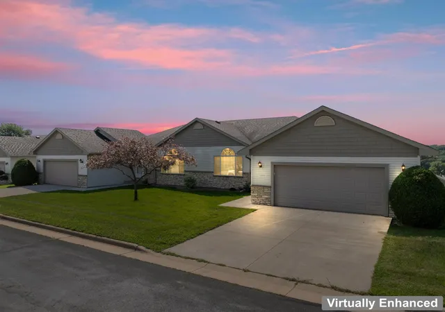 Photo 2 of Single family home for sale at 4528 Prairie View Pl Nw, Rochester, MN 55901 | MLS# 7127980 | Listing updated on 2026-10-03