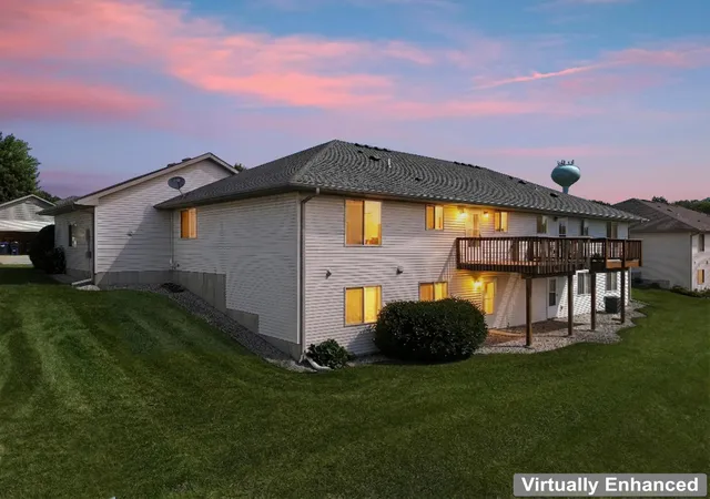 Photo 3 of Single family home for sale at 4528 Prairie View Pl Nw, Rochester, MN 55901 | MLS# 7127980 | Listing updated on 2026-10-03