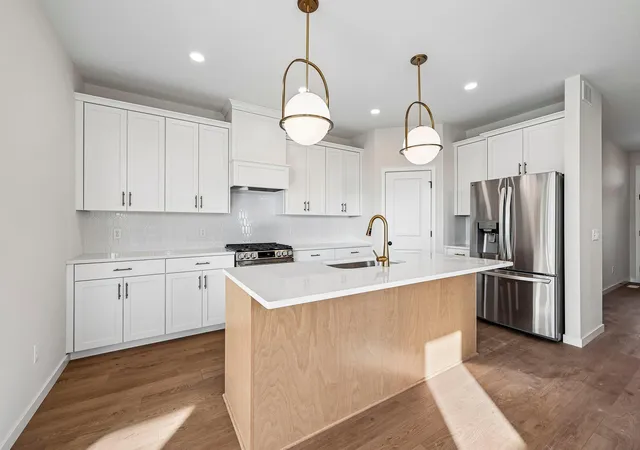 Photo 1 of Single family home for sale at 19190 Cloverleaf Way, Farmington, MN 55024 | MLS# 7127992 | Listing updated on 2026-10-02