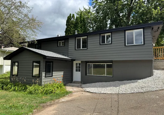 Photo 1 of Single family home for sale at 1401 Winnetka Ave N, Minneapolis, MN 55427 | MLS# 7127999 | Listing updated on 2026-09-12