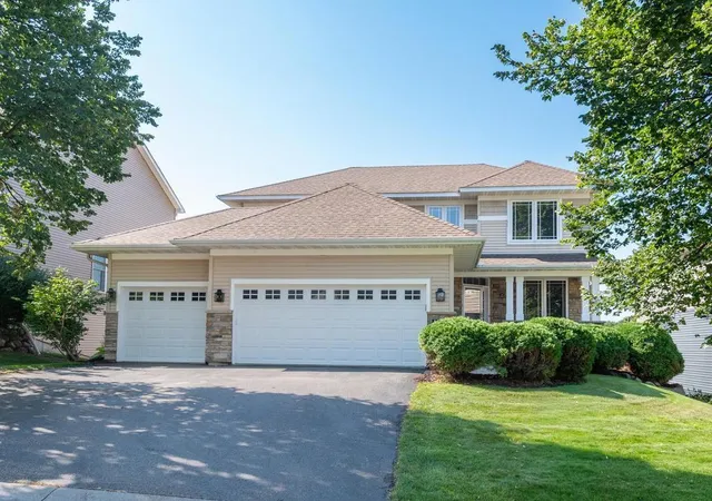 Photo 1 of Single family home for sale at 1511 Pembroke Pass, Chanhassen, MN 55317 | MLS# 7128007 | Listing updated on 2026-09-06