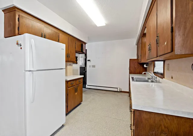 3rd image of 5456 Girard Ave N, Brooklyn Center, MN 55430 | MLS# 7128014