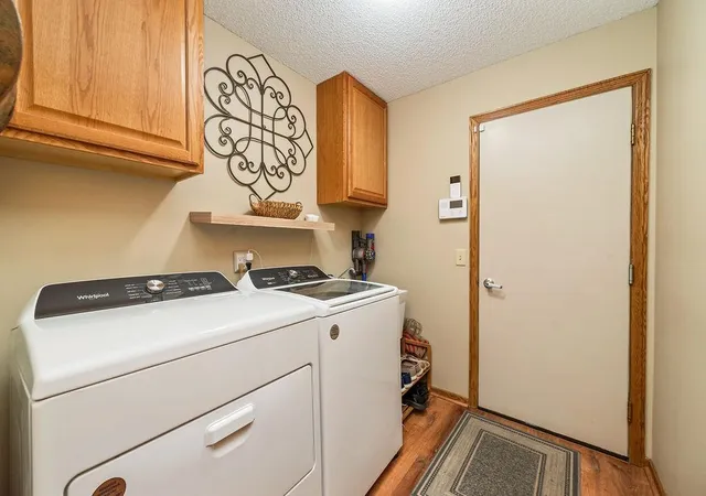 Photo 4 of Single family home for sale at 14346 Embassy Way, Saint Paul, MN 55124 | MLS# 7128017 | Listing updated on 2026-08-28