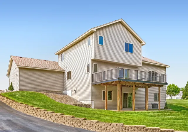 Photo 4 of Single family home for sale at 22541 Monroe St NE, Cedar, MN 55011 | MLS# 7128044 | Listing updated on 2026-09-02