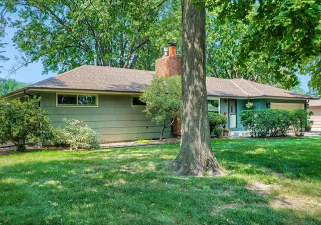 Photo 2 of Single family home for sale at 9242 15th Avenue S, Minneapolis, MN 55425 | MLS# 7128053 | Listing updated on 2026-10-07