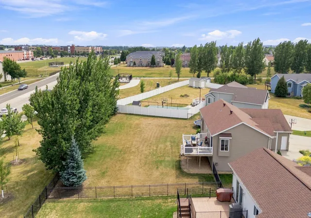 Photo 3 of Sale Pending at 3760 Harrison St S, Fargo, ND 58104 | MLS# 7128099 | Listing updated on 2026-09-04