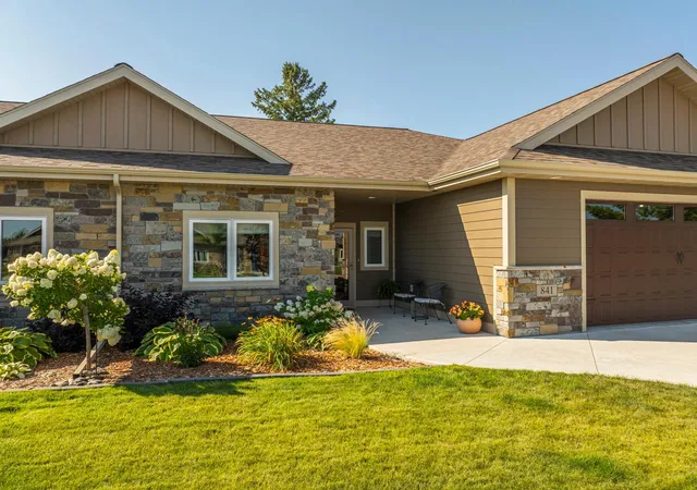 2nd image of 841 Lake Forest Cir, Detroit Lakes, MN 56501 | MLS# 7128107
