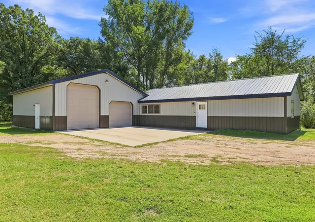 2nd image of 30909 Eagle Lake Rd, Frazee, MN 56544 | MLS# 7128113