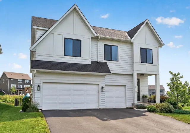 Photo 3 of Single family home for sale at 10110 Harvest Trl, Chaska, MN 55318 | MLS# 7128151 | Listing updated on 2026-09-20