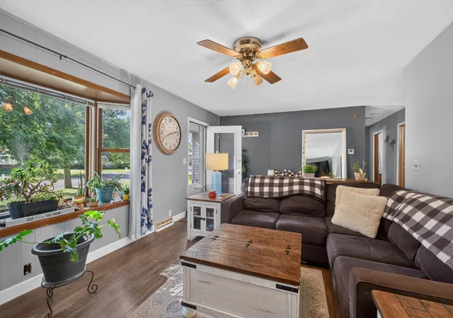 Photo 4 of Single family home for sale at 618 1st Street N, Waterville, MN 56096 | MLS# 7128181 | Listing updated on 2026-08-25