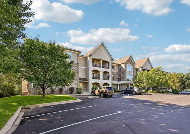 Photo 2 of Condo for sale at 15550 Linnet St Nw #1-210, Andover, MN 55304 | MLS# 7128186 | Listing updated on 2026-09-12