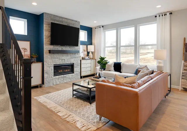 1st image of 4621 Island Park Dr, Saint Paul, MN 55129 | MLS# 7128207