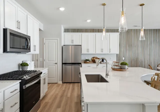 Photo 3 of Single family home for sale at 4789 Airlake Dr, Saint Paul, MN 55129 | MLS# 7128210 | Listing updated on 2026-09-05