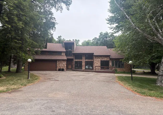 2nd image of 2074 Elmwood Dr, Detroit Lakes, MN 56501 | MLS# 7128219