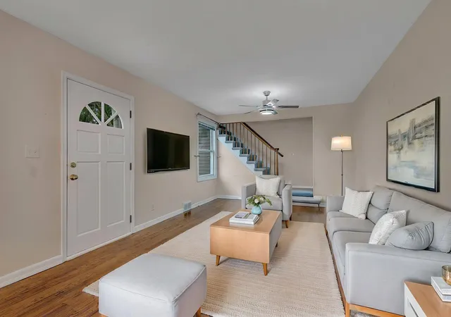 Photo 3 of Single family home for sale at 10206 Lakeview Dr W, Hopkins, MN 55305 | MLS# 7128221 | Listing updated on 2026-08-23