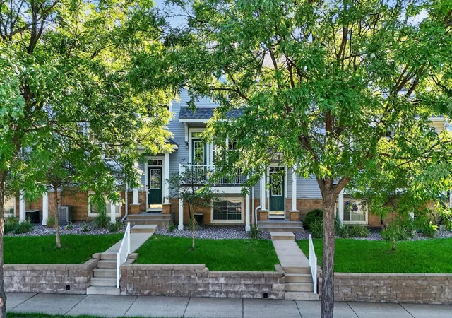 Photo 2 of Sale Pending at 1667 Village Trl E #5, Saint Paul, MN 55109 | MLS# 7128225 | Listing updated on 2026-10-22