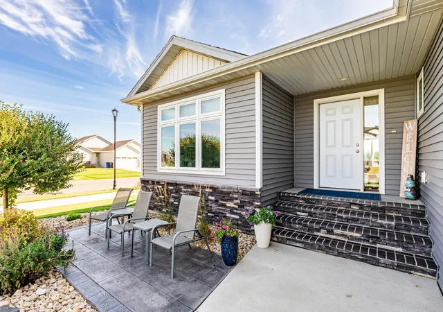 Photo 3 of Single family home for sale at 6464 59th Avenue S, Fargo, ND 58104 | MLS# 7128228 | Listing updated on 2026-09-15