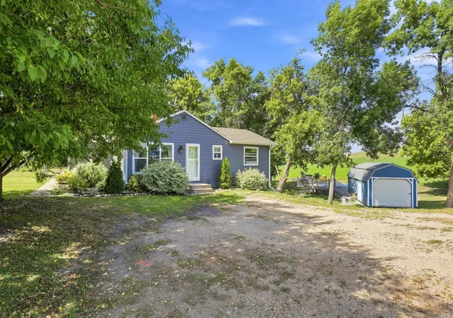 Photo 3 of Sale Pending at 45881 County Hwy 21, Barnesville, MN 56514 | MLS# 7128231 | Listing updated on 2026-08-26