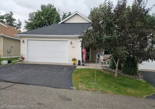 1st image of 8038 Dalton Rd, Baxter, MN 56425 | MLS# 7128241