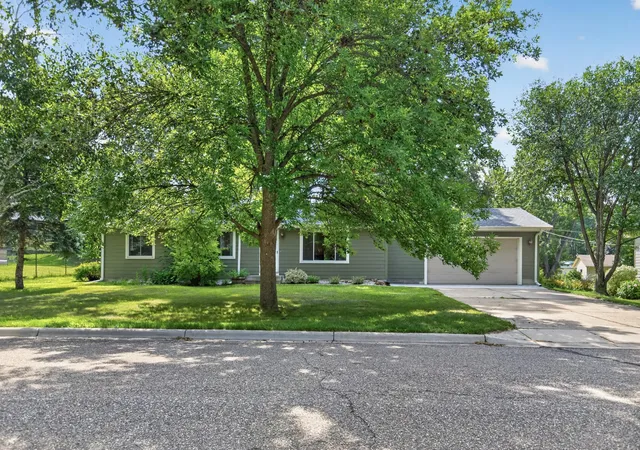 Photo 4 of Single family home for sale at 1105 W 155th Street, Burnsville, MN 55306 | MLS# 7128247 | Listing updated on 2026-09-04