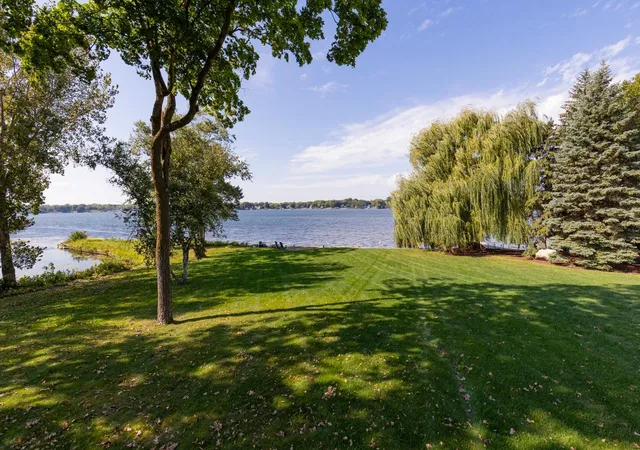 Photo 2 of Single family home for sale at 1535 Bohns Point Rd, Wayzata, MN 55391 | MLS# 7128259 | Listing updated on 2026-08-17