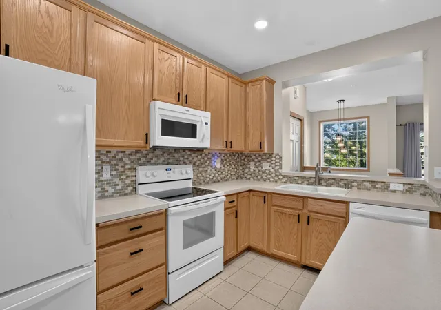 Photo 4 of Single family home for sale at 13893 54th Avenue N, Minneapolis, MN 55446 | MLS# 7128263 | Listing updated on 2026-09-22