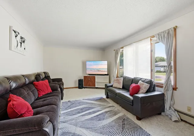 Photo 3 of Single family home for sale at 807 N Renville St, Winthrop, MN 55396 | MLS# 7128266 | Listing updated on 2026-08-27