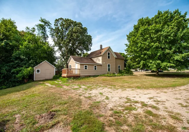 Photo 4 of Single family home for sale at 614 Springen Ave, Fergus Falls, MN 56537 | MLS# 7128282 | Listing updated on 2026-09-30