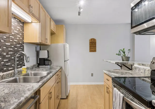 Photo 4 of Condo for sale at 1200 Nicollet Mall #313, Minneapolis, MN 55403 | MLS# 7128302 | Listing updated on 2026-10-07