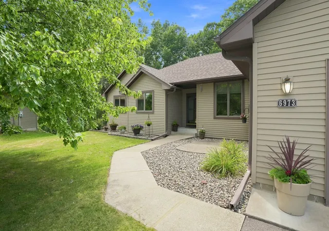 2nd image of 6973 4th Street Cir N, Saint Paul, MN 55128 | MLS# 7128308